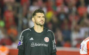 internacional liberará fabrício santana em dezembro por 3 motivos   