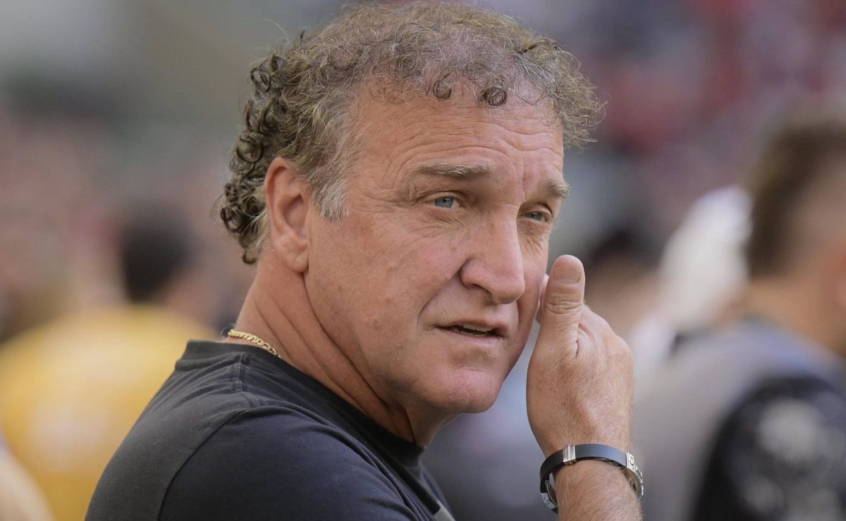 cuca é recusado pelo grêmio para substituir renato gaúcho em 2025, informa portal