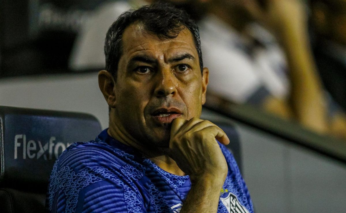 carille tem grande aposta para o santos na reta final série b e escala souza 