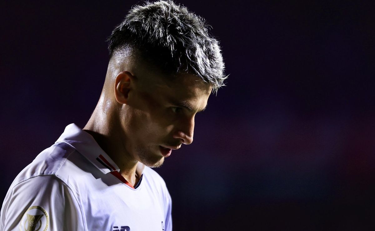 ferreirinha é cortado de cuiabá x são paulo e retorno tem nova data 