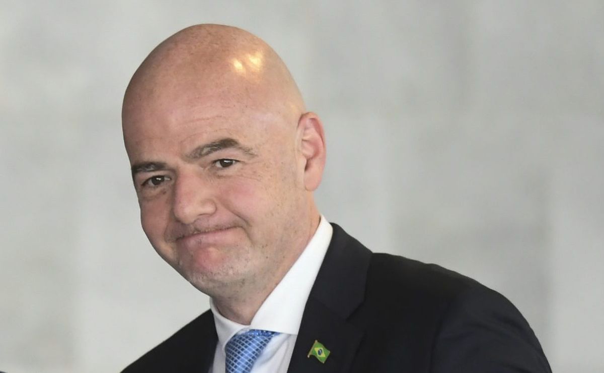 fifa pode excluir flamengo, fluminense e palmeiras do super mundial e brasileiros são notificados