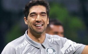 abel ferreira comanda treino em retorno de folga, e poderá contar com mayke no próximo jogo