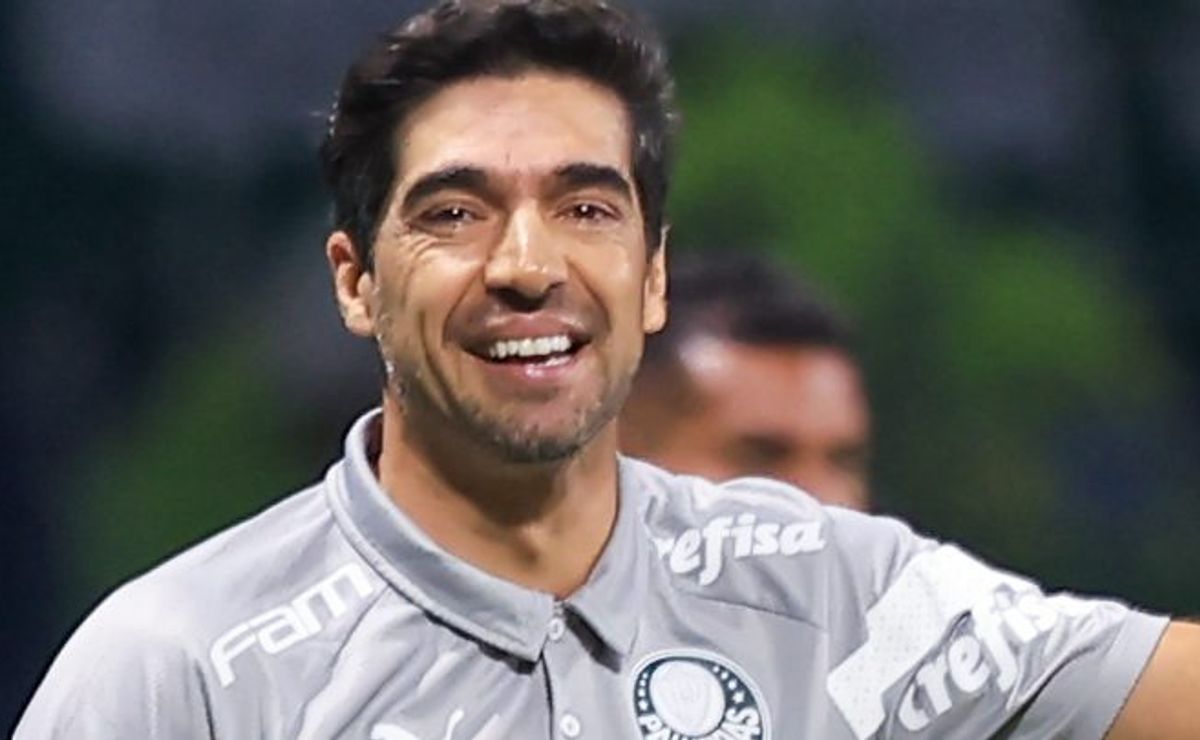 abel ferreira comanda treino em retorno de folga, e poderá contar com mayke no próximo jogo