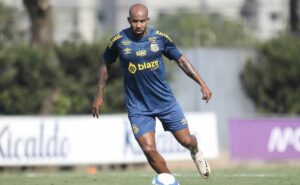 santos pode desembolsar r$ 1,4 milhão pelo meia, patrick com cláusula surpresa