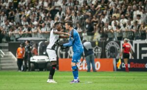 titular do vasco é duramente criticado por jornalista após derrota para o atlético mg