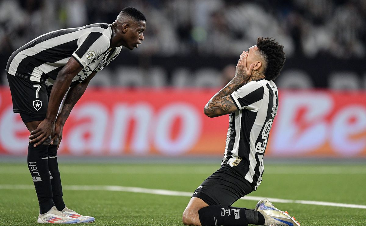 botafogo: luiz henrique e igor jesus aterrorizam jornal uruguaio: "peñarol, atenção"