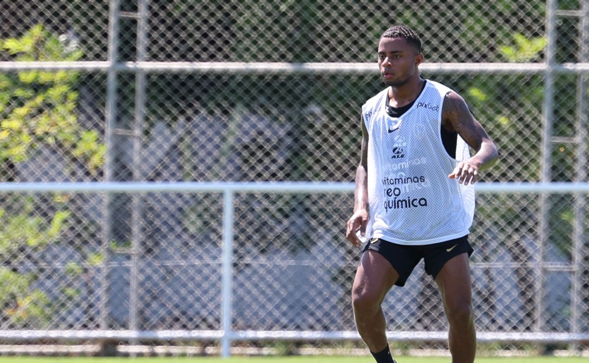 corinthians analisa situação de diego palacios nos bastidores do ct joaquim grava