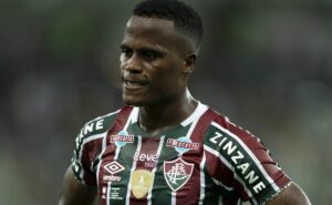 jhon arias desabafa sobre possível saída do fluminense: “eu não estou...”