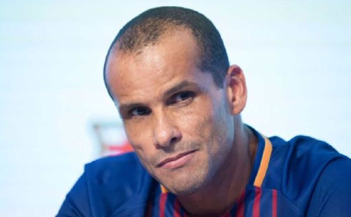 rivaldo aprova demissão de tite no flamengo e critica gestão de elenco: "ele errou"