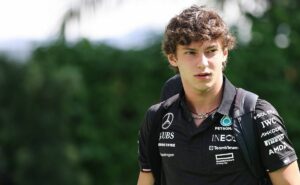 helmut marko fala sobre antonelli, jovem piloto que substituirá hamilton na mercedes