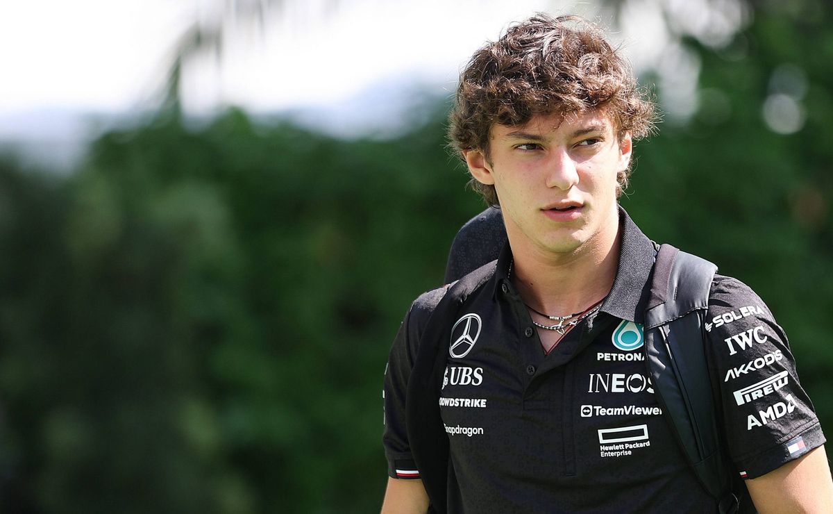 helmut marko fala sobre antonelli, jovem piloto que substituirá hamilton na mercedes