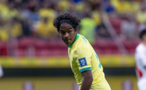 endrick, ex palmeiras, vira capa de jornal na espanha após ser barrado na seleção: “ficou no banco”