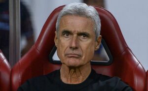 luís castro confirma que pode voltar ao brasil em 2025 e nega contato feito pelo flamengo