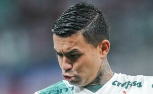 dudu pode deixar o palmeiras e entra na mira de tricampeão da libertadores para 2025