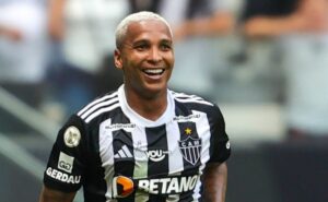 deyverson no grêmio é defendido por jornalista e torcida critica: "depois não adianta reclamar"