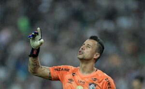 fábio está próximo de chegar a marca de 70 jogos sem levar gols no fluminense