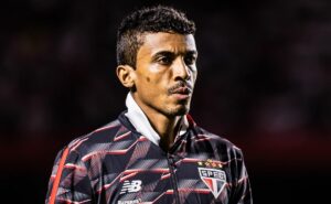 luiz gustavo pensa em sair do são paulo em dezembro; saiba os planos do volante