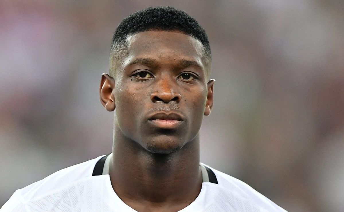 luiz henrique expõe gratidão por momento vivido no botafogo nesta temporada e pontua: “muito feliz”