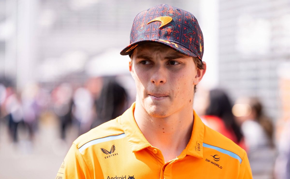 oscar piastri desmente rumores sobre saída da mclaren e ironiza fala de helmut marko