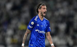 cruzeiro decide relacionar lautaro díaz e japa diante do athletico pr