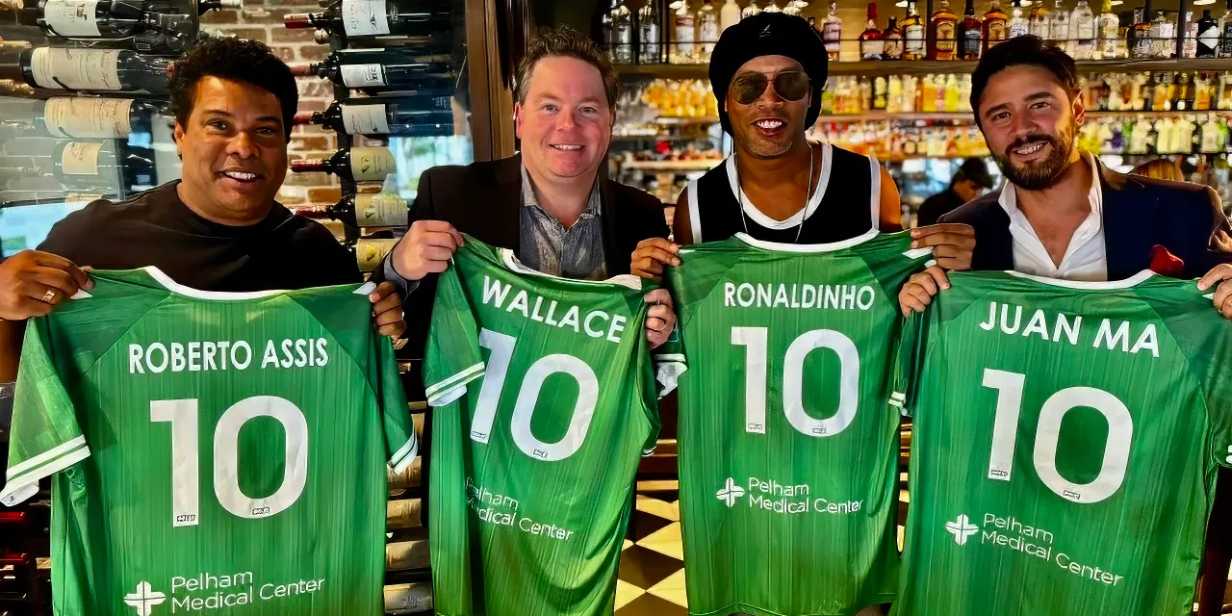 ronaldinho gaúcho adquire participação em clubes da terceira divisão dos eua