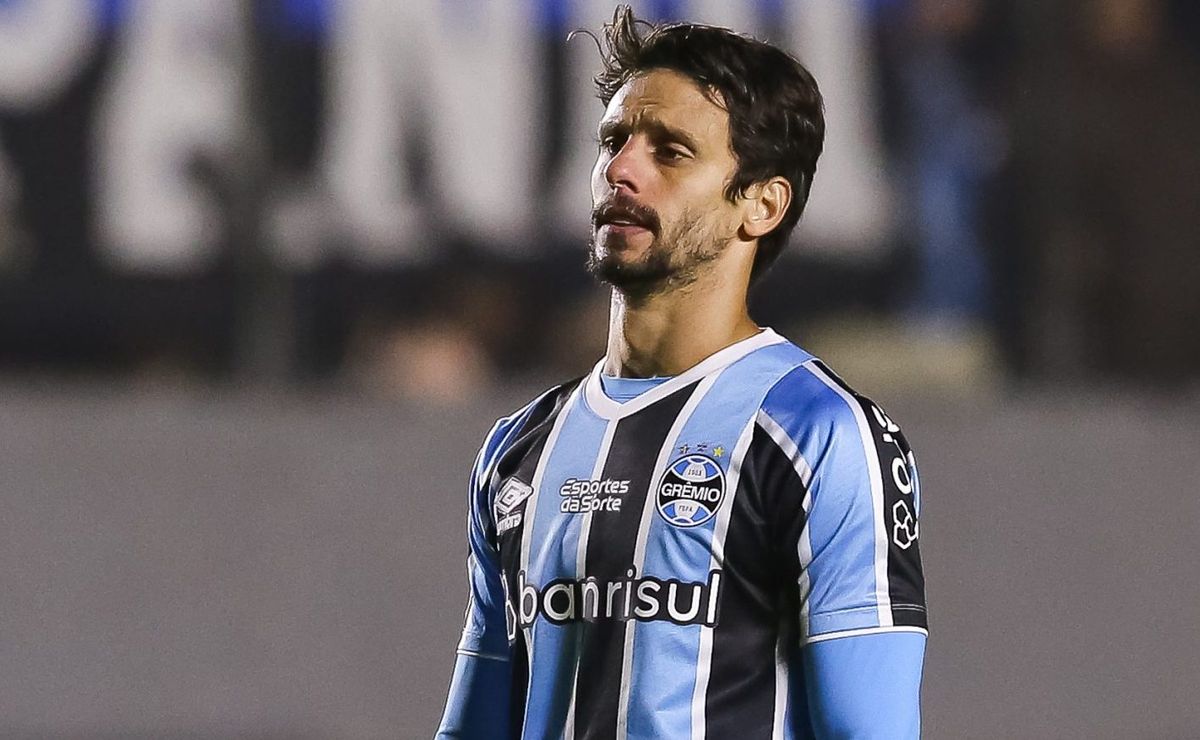 rodrigo caio ganha pontos no grêmio após exibição contra o cruzeiro