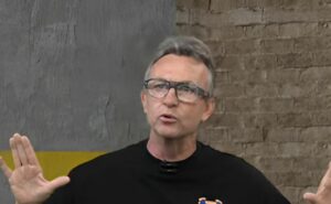 craque neto crava que botafogo vai ganhar o brasileirão betano: "cinco pontos na frente"