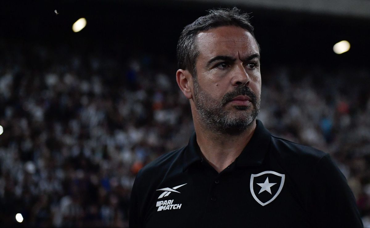 artur jorge explica porque está evitando comparações do botafogo de 2023 com o de 2024: " causa..."