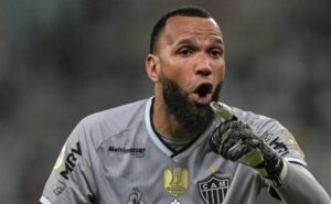 everson se emociona no atlético mg e deixa recado sobre a libertadores: “sempre costumo dizer”