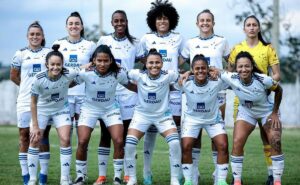 cruzeiro renova com dupla de joias paraguaias e torcida comemora: "que felicidade!"