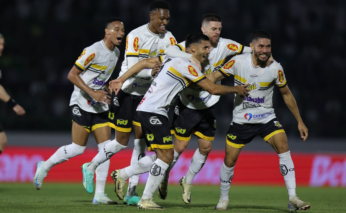 novorizontino visita chapecoense para abrir distância no g4: onde assistir