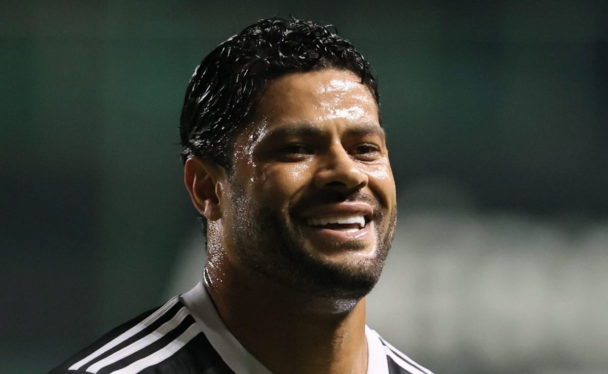 hulk é acusado pelo botafogo de 'criar' polêmicas após provocação a luiz henrique