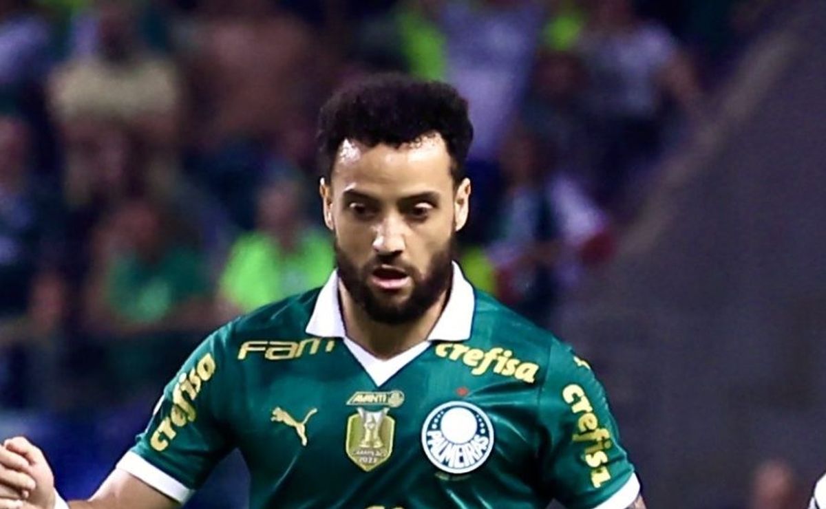 torcida do palmeiras perde a paciência com felipe anderson e caio paulista: "nota zero"