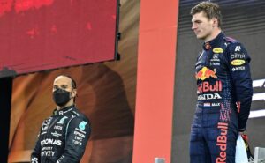 hamilton elogia max verstappen após conquista do tetracampeonato em 2024: “trabalho fenomenal”