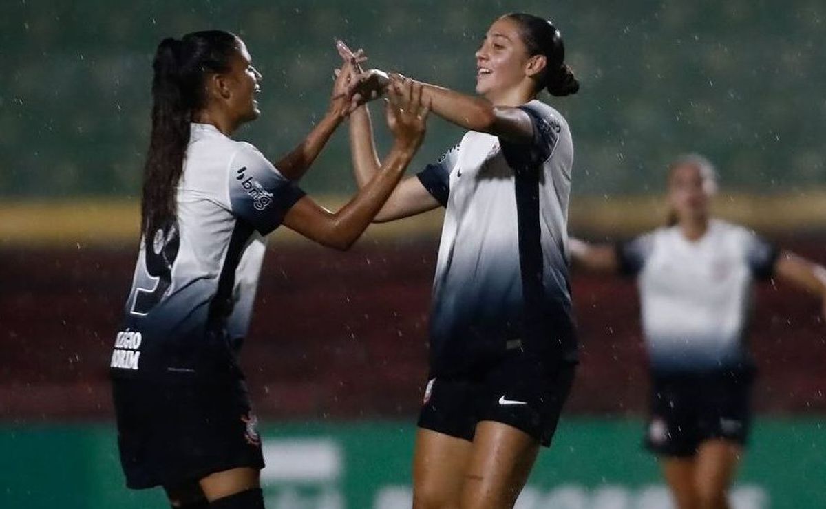 corinthians supera o fortaleza em vitória magra na copinha feminina e divide fiel