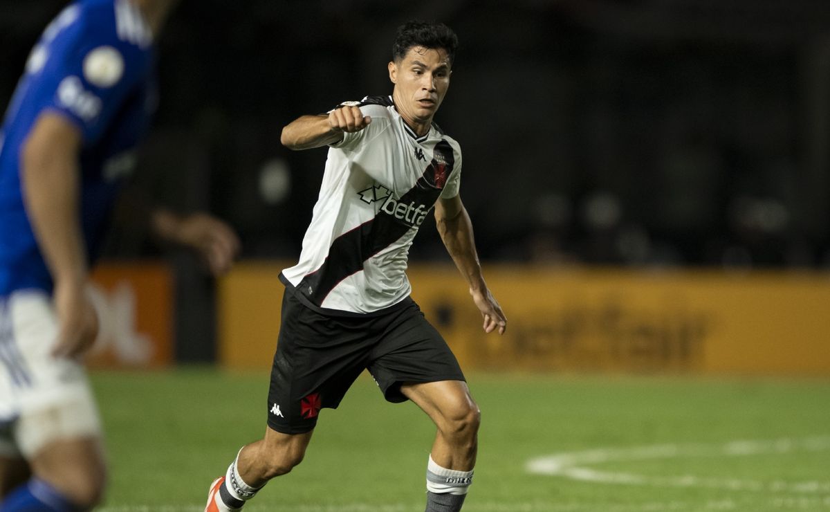 galdames planeja saída do vasco e já negocia com novo clube