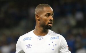 dedé posta vídeo sobre cruzeiro é criticado pela torcida e desabafa: "mais compaixão pelas pessoas"