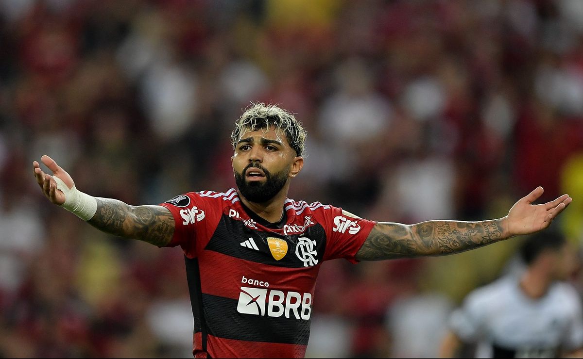 ex auxiliar de tite revela clima entre gabigol e treinador nos bastidores do flamengo