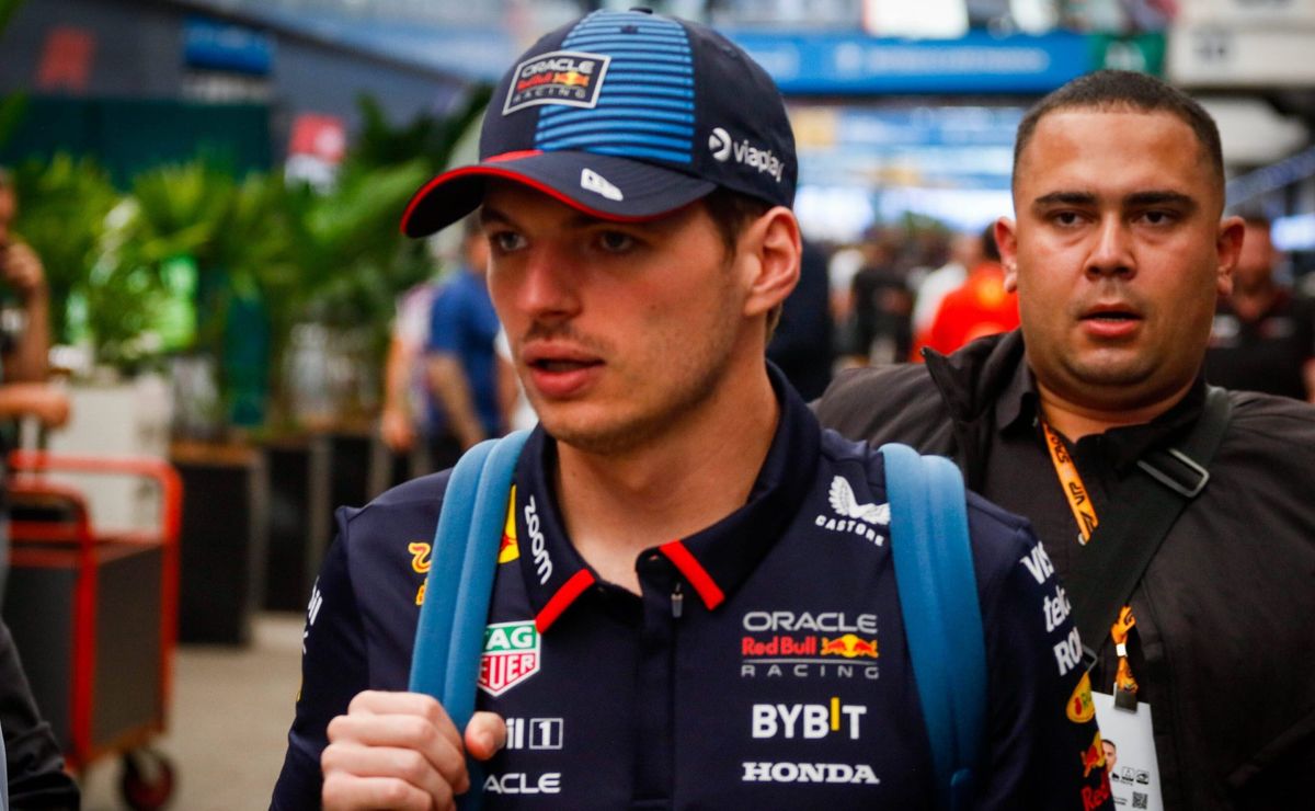 max verstappen afirma que chegada de hamilton à ferrari não mudará sua competitividade