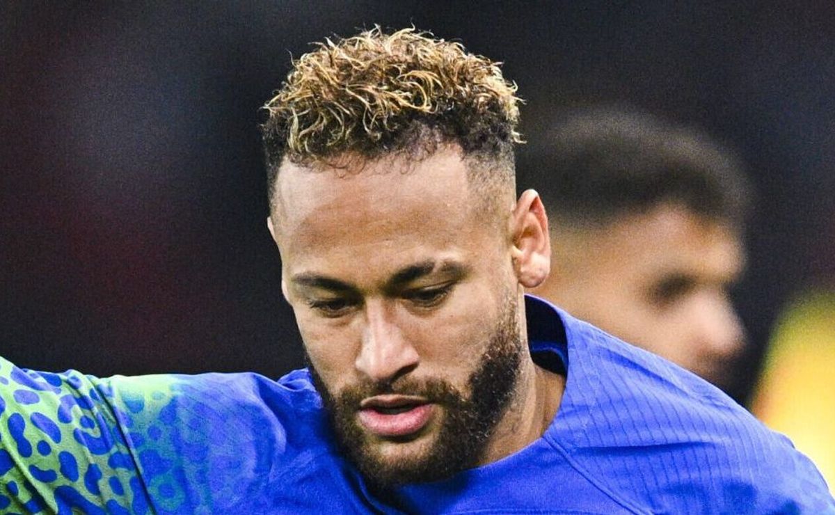 al hilal quer que neymar abra mão de salários e coloca prazo para rescindir com o atacante