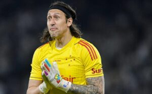 cássio não se cala sobre corinthians x cruzeiro em possível final na copa sul americana: “ah, é...”