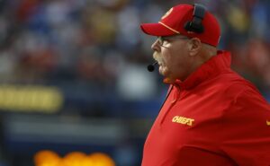 nfl: andy reid explica como patrick mahomes e chiefs podem tirar o melhor de deandre hopkins