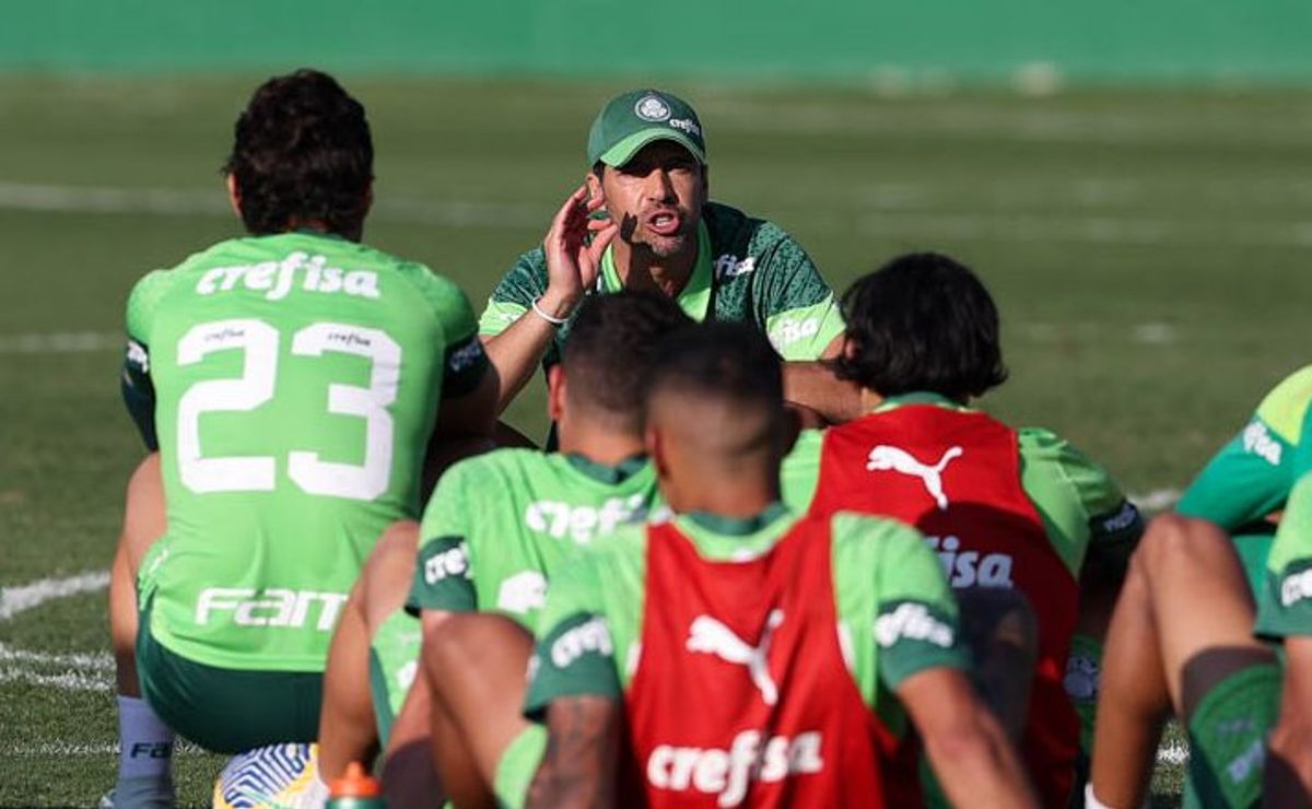 escalação do palmeiras: abel ferreira barra murilo e zaga titular terá vitor reis e gómez contra o botafogo