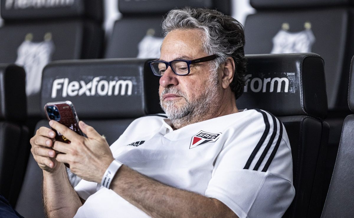 casares admite interesse em wendell, e quer contratar o jogador para 2025: "sempre gostei"