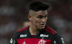 filipe luís decide dar sequência no flamengo para alcaraz, michael e gonzalo plata