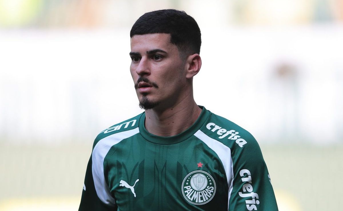 velloso cobra mais chances para rômulo no palmeiras e cobra abel: "a gente não consegue entender"