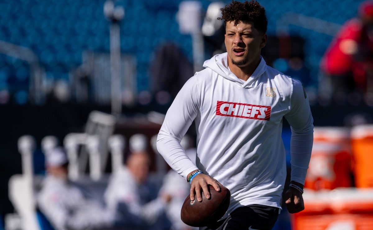 nfl impõe multa pesada à estrela do chiefs de andy reid, patrick mahomes, após gesto controverso