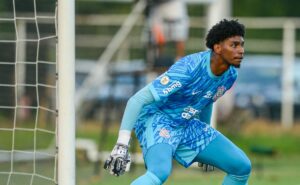 hugo souza exalta estratégia de ramón díaz no corinthians e retorno diante da fiel: "grande jogo"