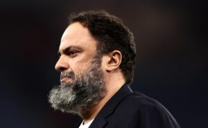 magnata grego marinakis com fortuna de 3,7 bilhões de dólares buscou informações sobre o santos