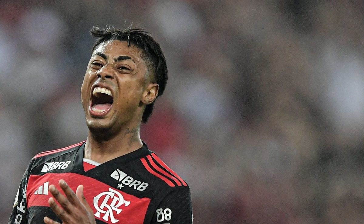 bruno henrique fora do flamengo ganha força em negócio com al gharafa por empréstimo